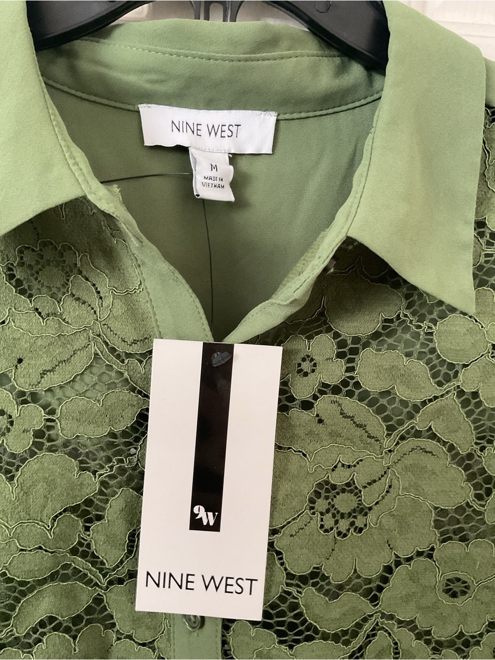 Nine West Olive Lace Short-Sleeve Button-Down Shirt - Picture 4 of 7